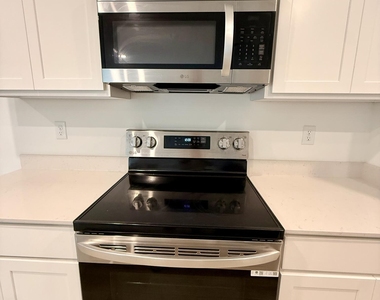 10855 Drogba Drive - Photo Thumbnail 6