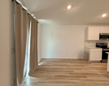 10855 Drogba Drive - Photo Thumbnail 35
