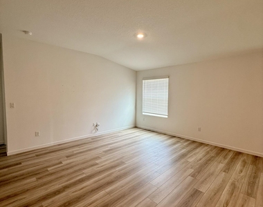 10855 Drogba Drive - Photo Thumbnail 34