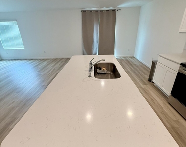 10855 Drogba Drive - Photo Thumbnail 8