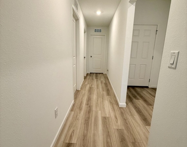 10855 Drogba Drive - Photo Thumbnail 16