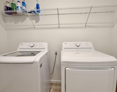 10855 Drogba Drive - Photo Thumbnail 15