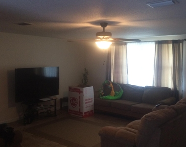 2897 Gatling Boulevard - Photo Thumbnail 4