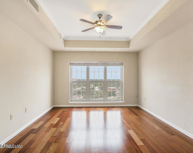 400 E Bay Street - Photo Thumbnail 59