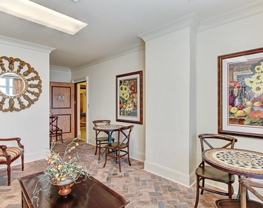 400 E Bay Street - Photo Thumbnail 47