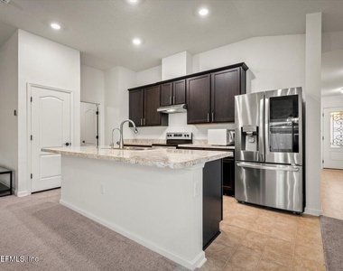 8123 Barley Way - Photo Thumbnail 4
