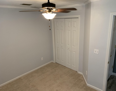 12018 Sunchase Drive - Photo Thumbnail 16