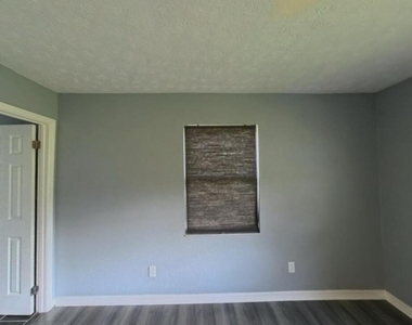 7559 Monongahela Avenue - Photo Thumbnail 7