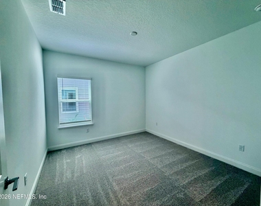 96 Bellaire Isle Street - Photo Thumbnail 9