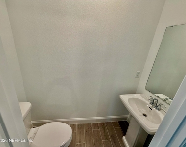96 Bellaire Isle Street - Photo Thumbnail 11