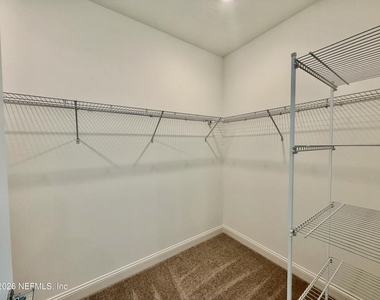 96 Bellaire Isle Street - Photo Thumbnail 15