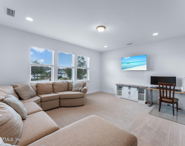 281 Pine Grove Point - Photo Thumbnail 22