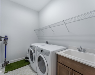 281 Pine Grove Point - Photo Thumbnail 26