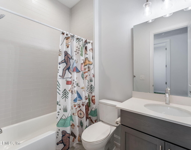 281 Pine Grove Point - Photo Thumbnail 20