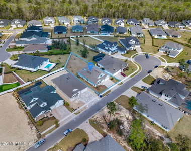 281 Pine Grove Point - Photo Thumbnail 32
