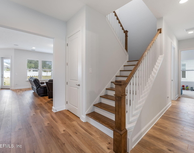 281 Pine Grove Point - Photo Thumbnail 21