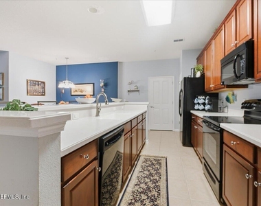 115 Tidecrest Parkway - Photo Thumbnail 4