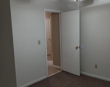 3372 Mandarin Glen Circle S - Photo Thumbnail 7