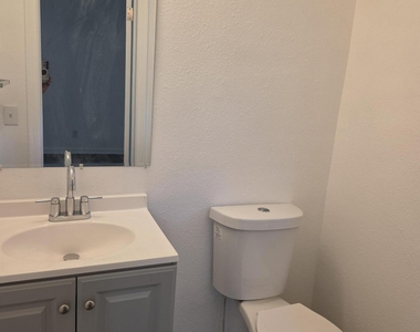 7816 Catawba Drive - Photo Thumbnail 14