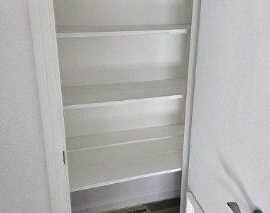 7816 Catawba Drive - Photo Thumbnail 12