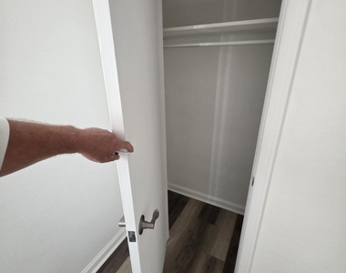 7816 Catawba Drive - Photo Thumbnail 18