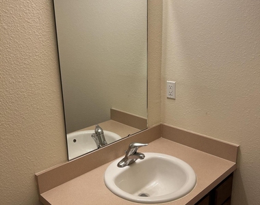 9059 Kipper Drive - Photo Thumbnail 14