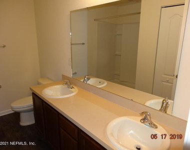 9059 Kipper Drive - Photo Thumbnail 6