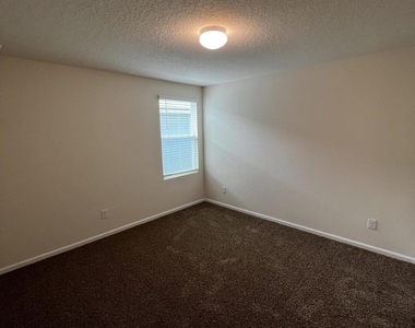 9059 Kipper Drive - Photo Thumbnail 11