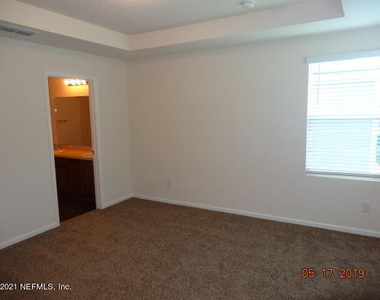 9059 Kipper Drive - Photo Thumbnail 5