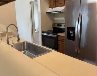6828 Coralberry Lane S - Photo Thumbnail 2