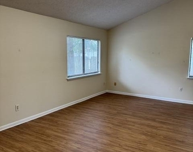 6828 Coralberry Lane S - Photo Thumbnail 1