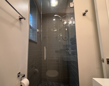 4003 S Calumet Avenue - Photo Thumbnail 10