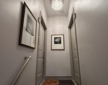 4003 S Calumet Avenue - Photo Thumbnail 2