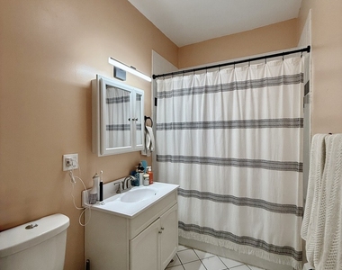47 Chicago Avenue - Photo Thumbnail 13