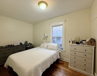 47 Chicago Avenue - Photo Thumbnail 11