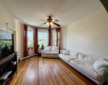 47 Chicago Avenue - Photo Thumbnail 4