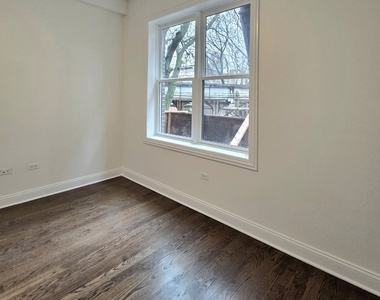 1537 N Orleans Avenue - Photo Thumbnail 11
