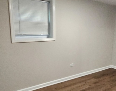 4825 W Bloomingdale Avenue - Photo Thumbnail 4