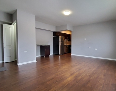 926 Dunlop Avenue - Photo Thumbnail 3