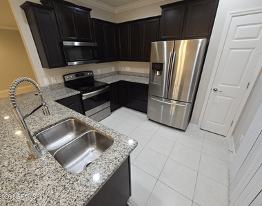 14314 Dovewind Court - Photo Thumbnail 30
