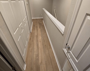 14314 Dovewind Court - Photo Thumbnail 18