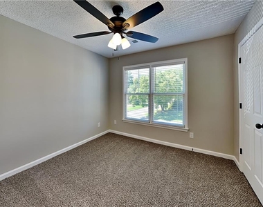3705 Patterstone Drive - Photo Thumbnail 14