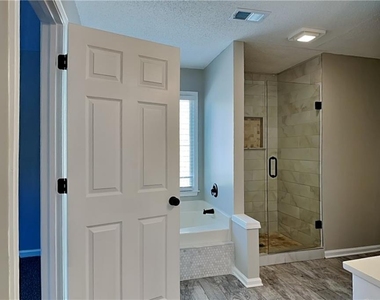 3705 Patterstone Drive - Photo Thumbnail 10