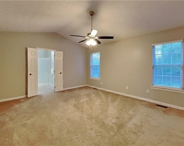 610 Wildberry Trace - Photo Thumbnail 5
