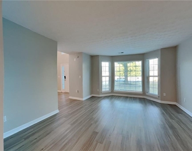 610 Wildberry Trace - Photo Thumbnail 2