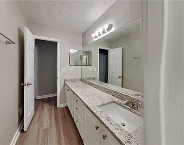 610 Wildberry Trace - Photo Thumbnail 15