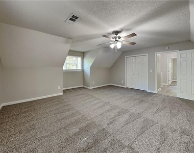 339 Abbington Lane - Photo Thumbnail 10