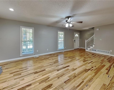 339 Abbington Lane - Photo Thumbnail 2