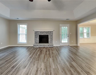 70 Leighs Grove Way - Photo Thumbnail 2