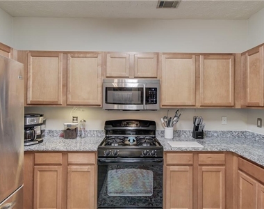2230 Hawks Bluff Trail - Photo Thumbnail 8